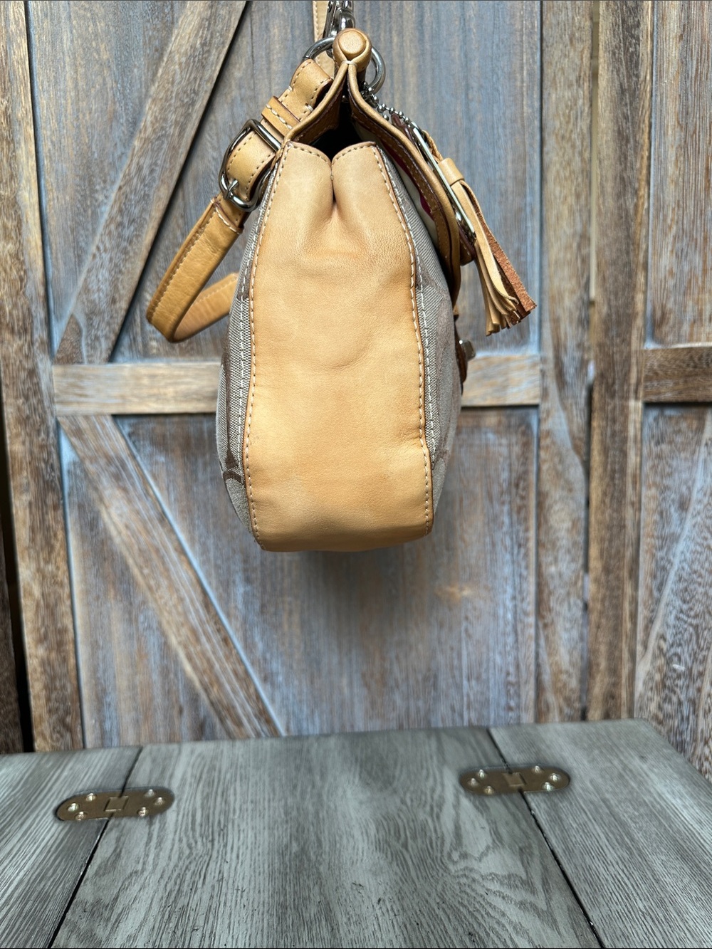 Coach 70th Anniversary Limited Edition Willis Legacy Top Handle Crossbody Bag - Picture 4 of 16